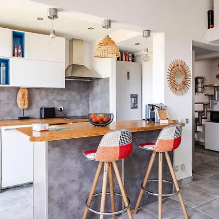 Vuemer - Grande Terrasse De 45m2 Vue Piscine Parking *